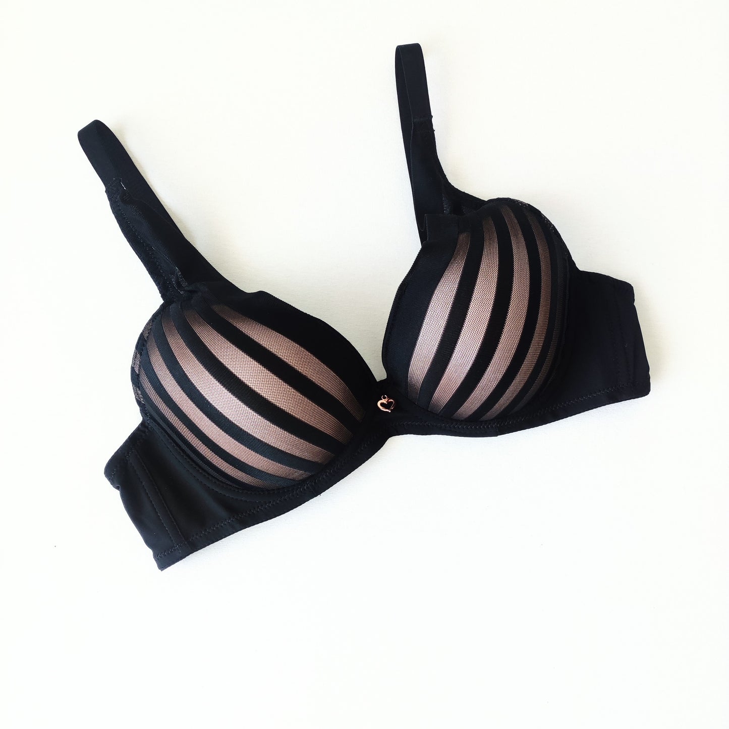 Minkštai pakietinta liemenėlė - braletė su push-up, juoda (75-85B)