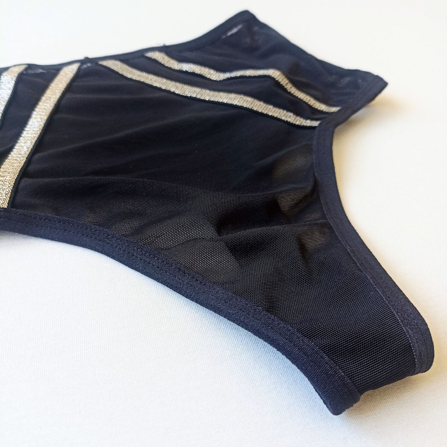 Aukštu liemeniu seksualios kelnaitės - stringai, M/XL