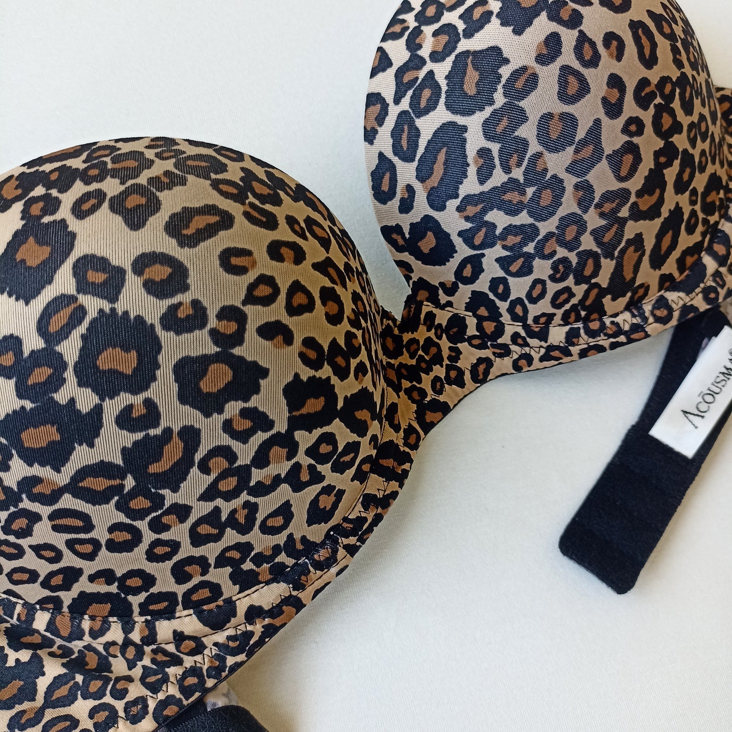 Egzotiška push-up liemenėlė, leopardas, juoda (75-85D)