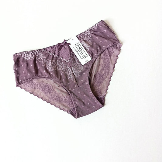 Medvilninės kelnaitės su nėriniais, violetinės (L-XL)
