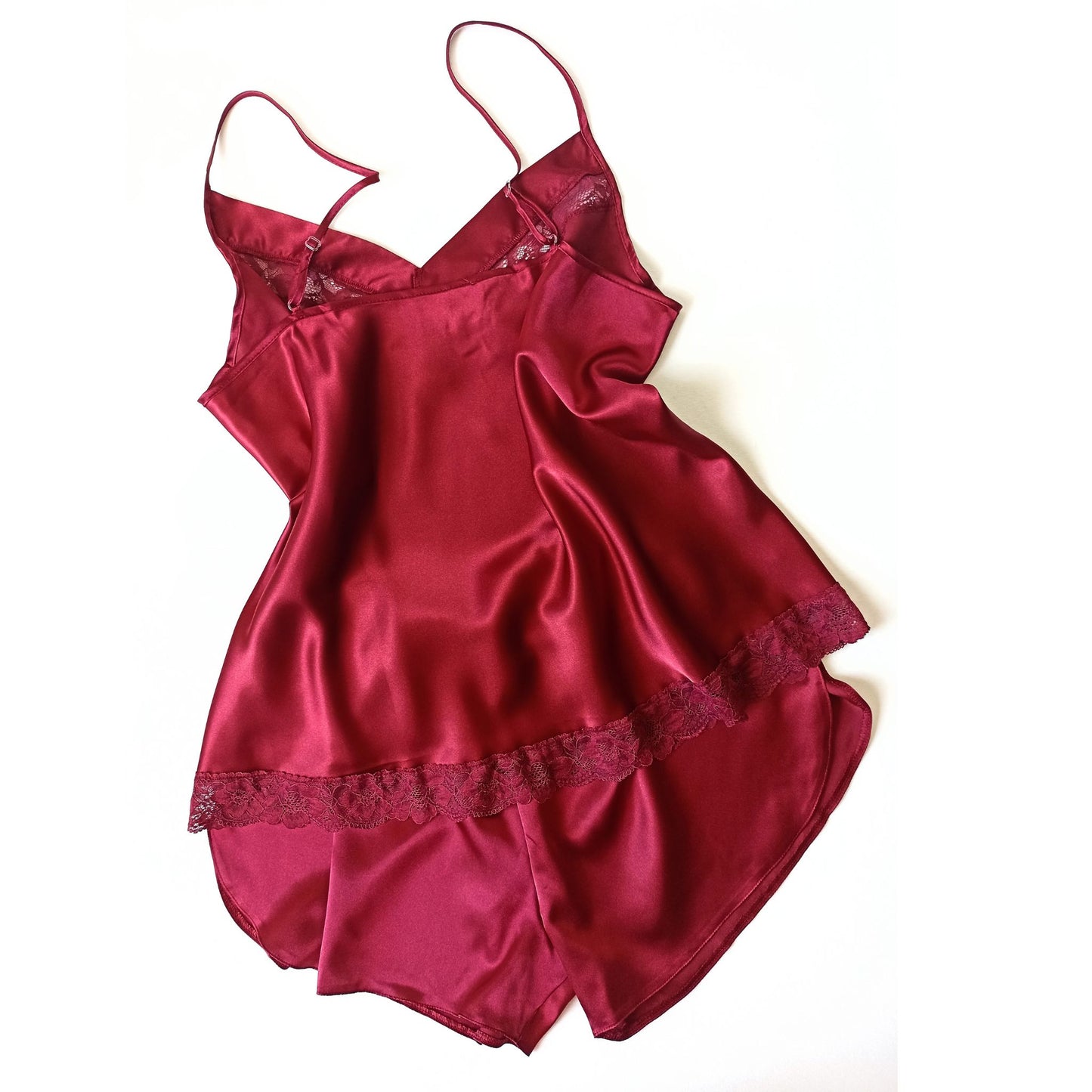 Atlasinė didesnio dydžio pižama, bordo (XXL-3XL)
