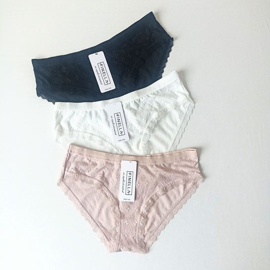 Elastingos bikinio kelnaitės (S/M)