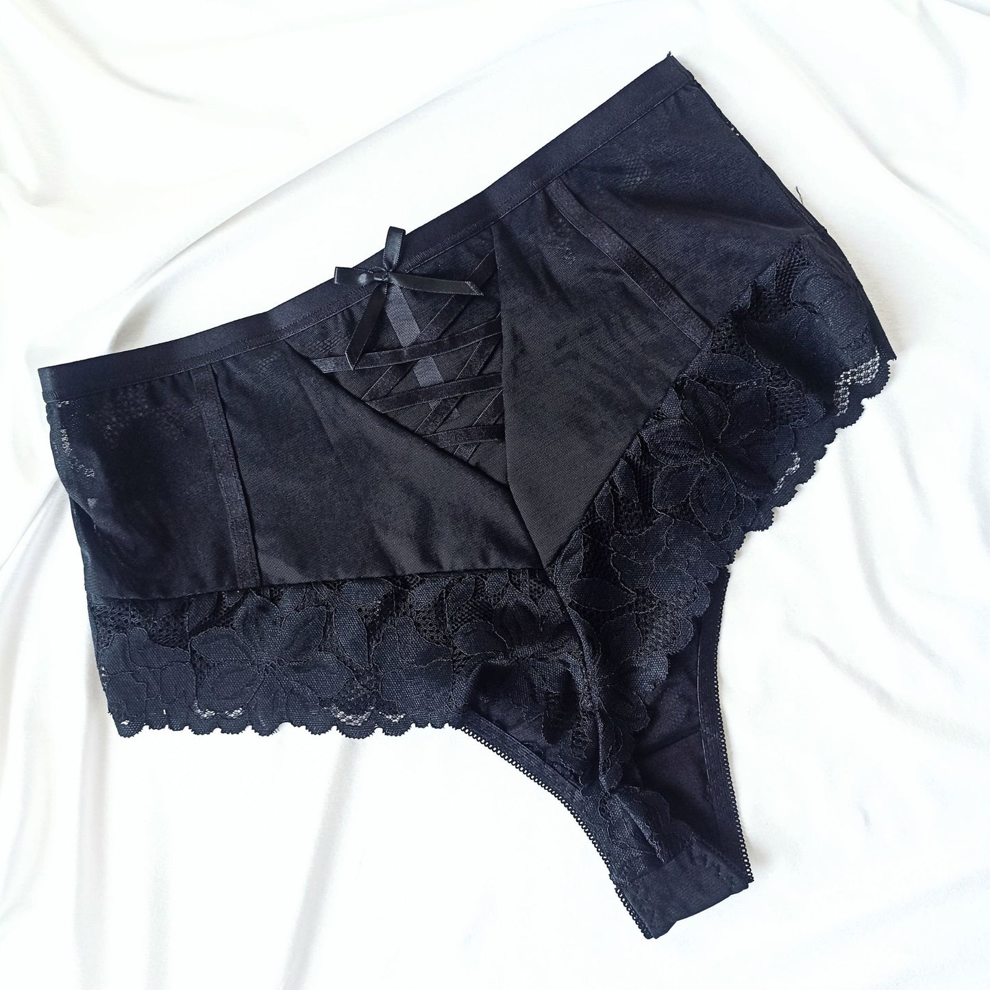 Aukšto juosmens patrauklūs stringai brazilai su nėrinais (XXL-4XL)