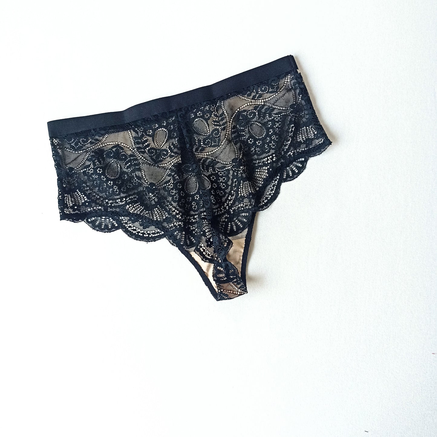 Braziliškos kelnaitės dovanų dėžutėje, juoda (XL, XXL)