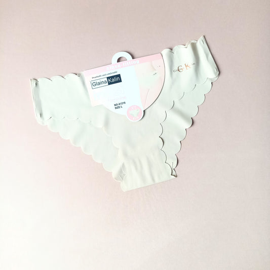 Besiūlės moteriškos kelnaitės, kūno (L, 3XL)