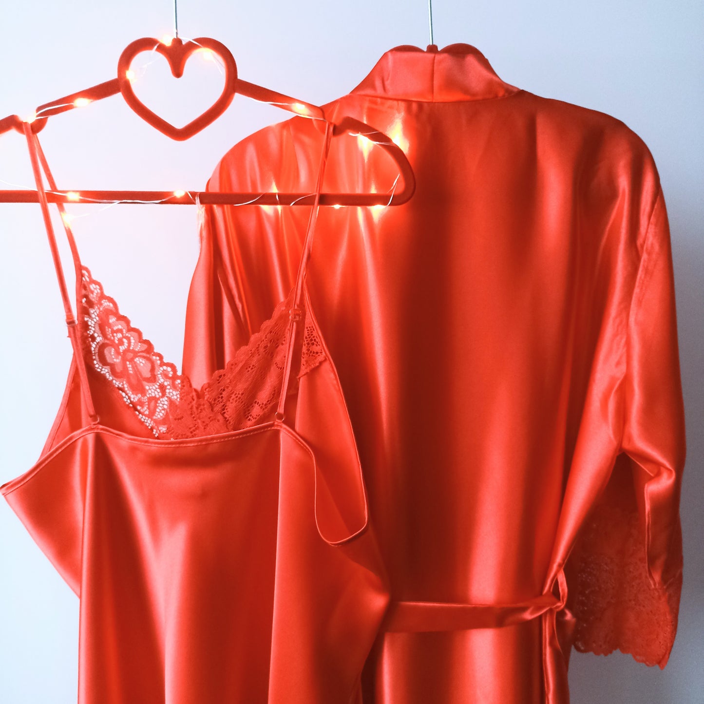 Romantiškas naktinukės ir chalato komplektas (2-3XL)