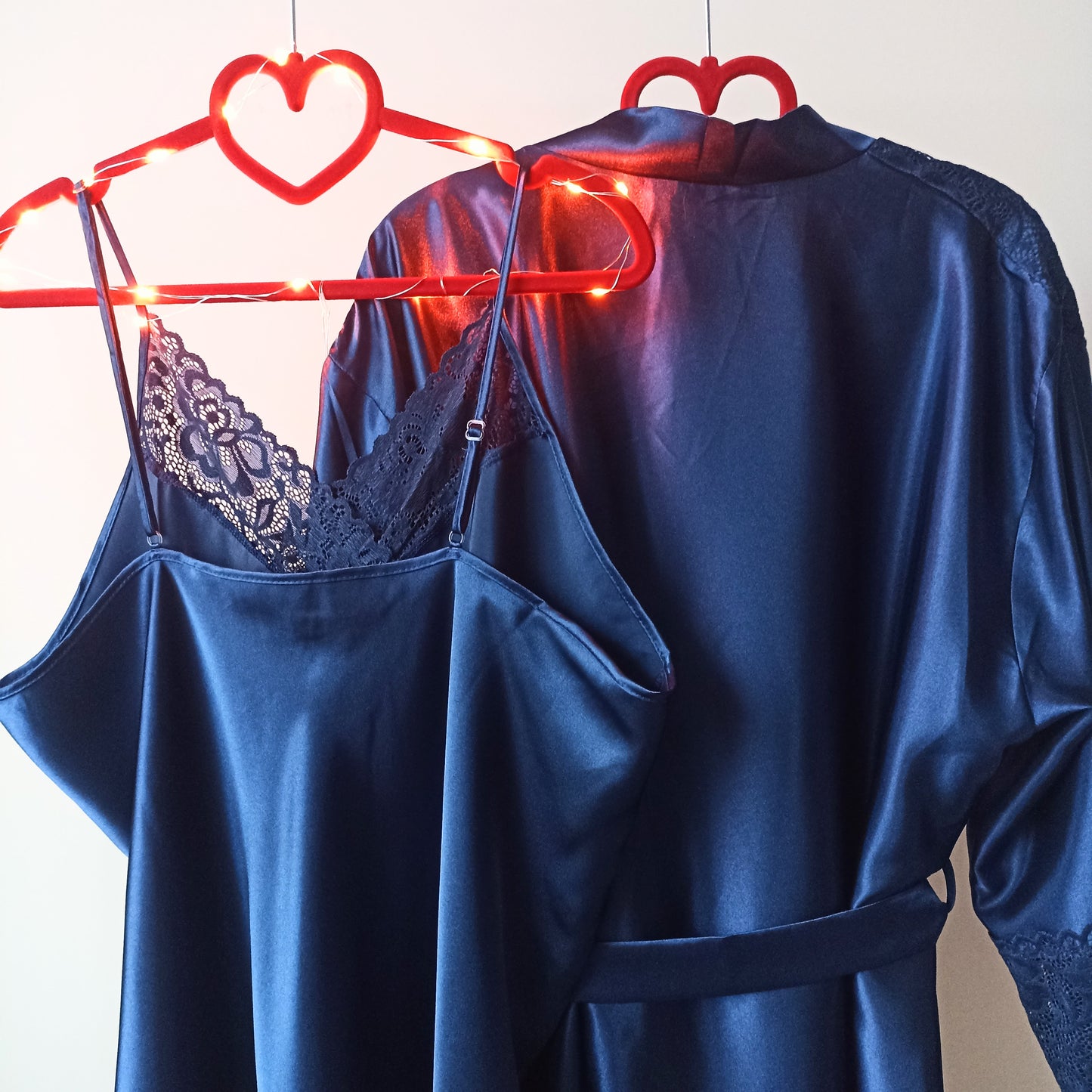 Romantiškas naktinukės ir chalato komplektas, atlasas, mėlyna (XL-3XL)