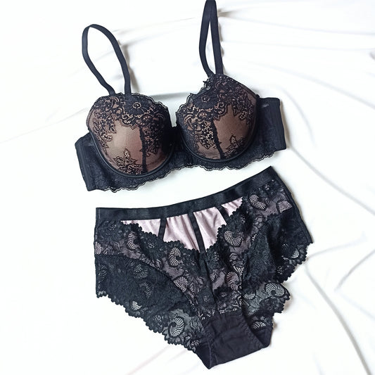 Romantiška nėriniuota liemenėlė ir derančios kelnaitės, juoda-pudra (80-90C/L-XL)