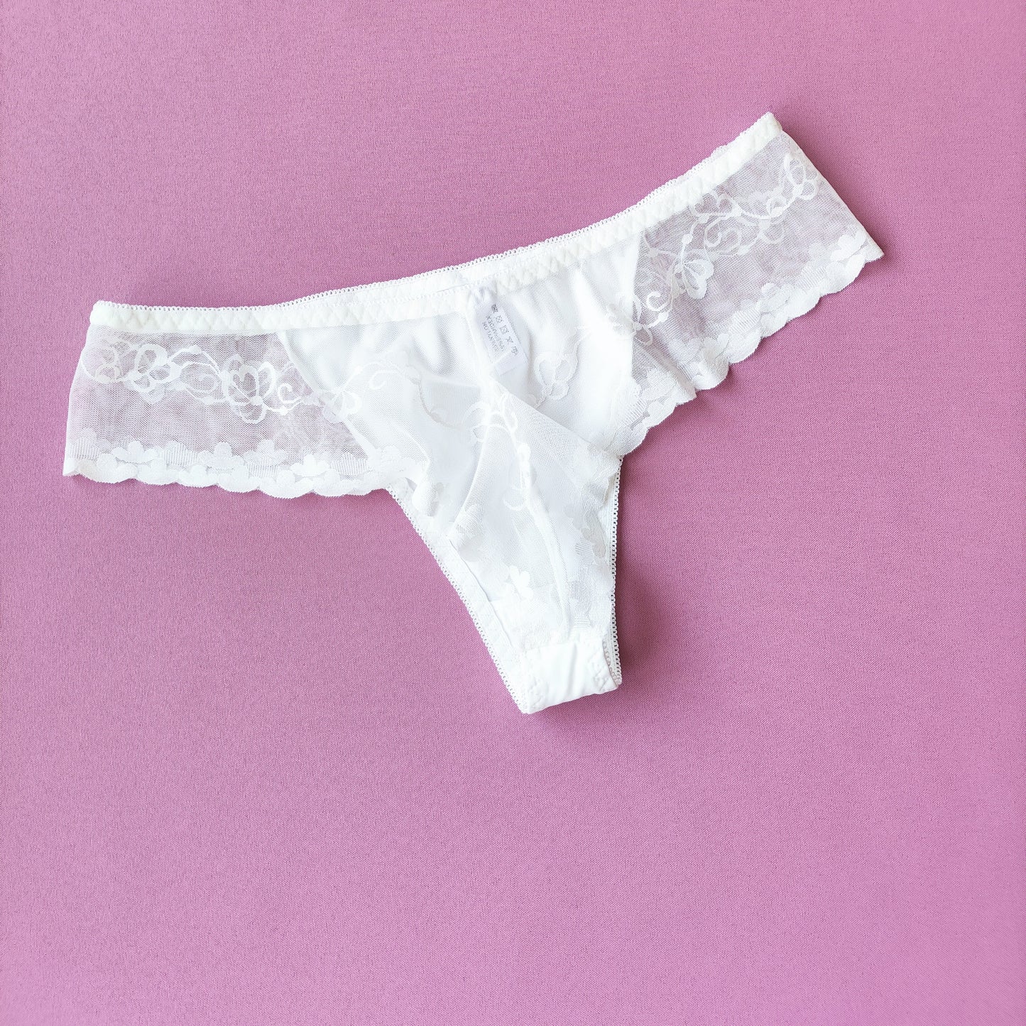 Minkštų nėrinių tamprios brazilian siaurykės (XL)