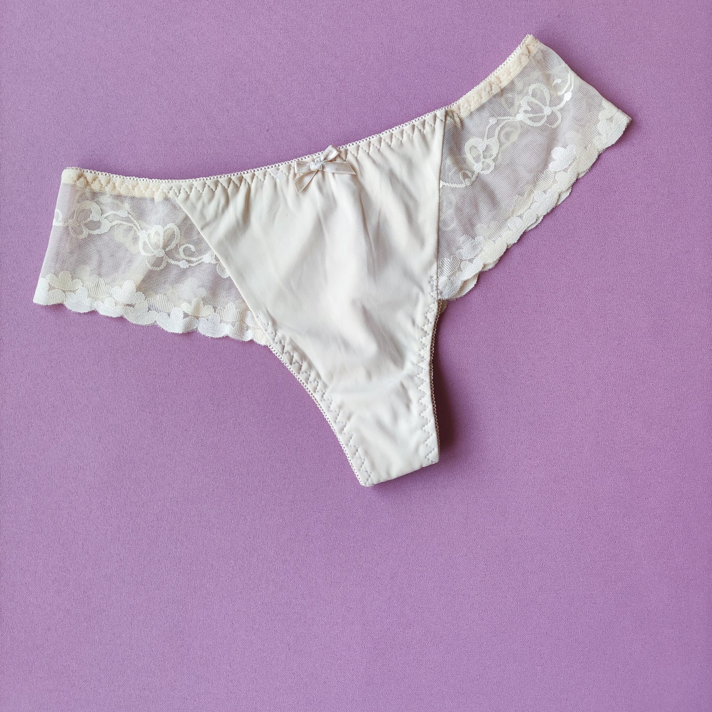 Minkštų nėrinių tamprios brazilian siaurykės (XL)