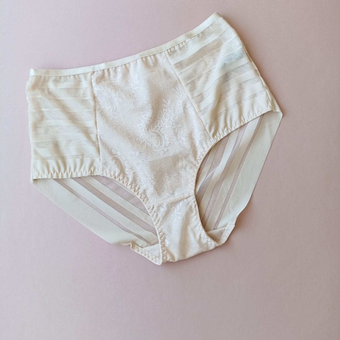 Patogios kelnaitės aukštu liemeniu (XL-3XL)