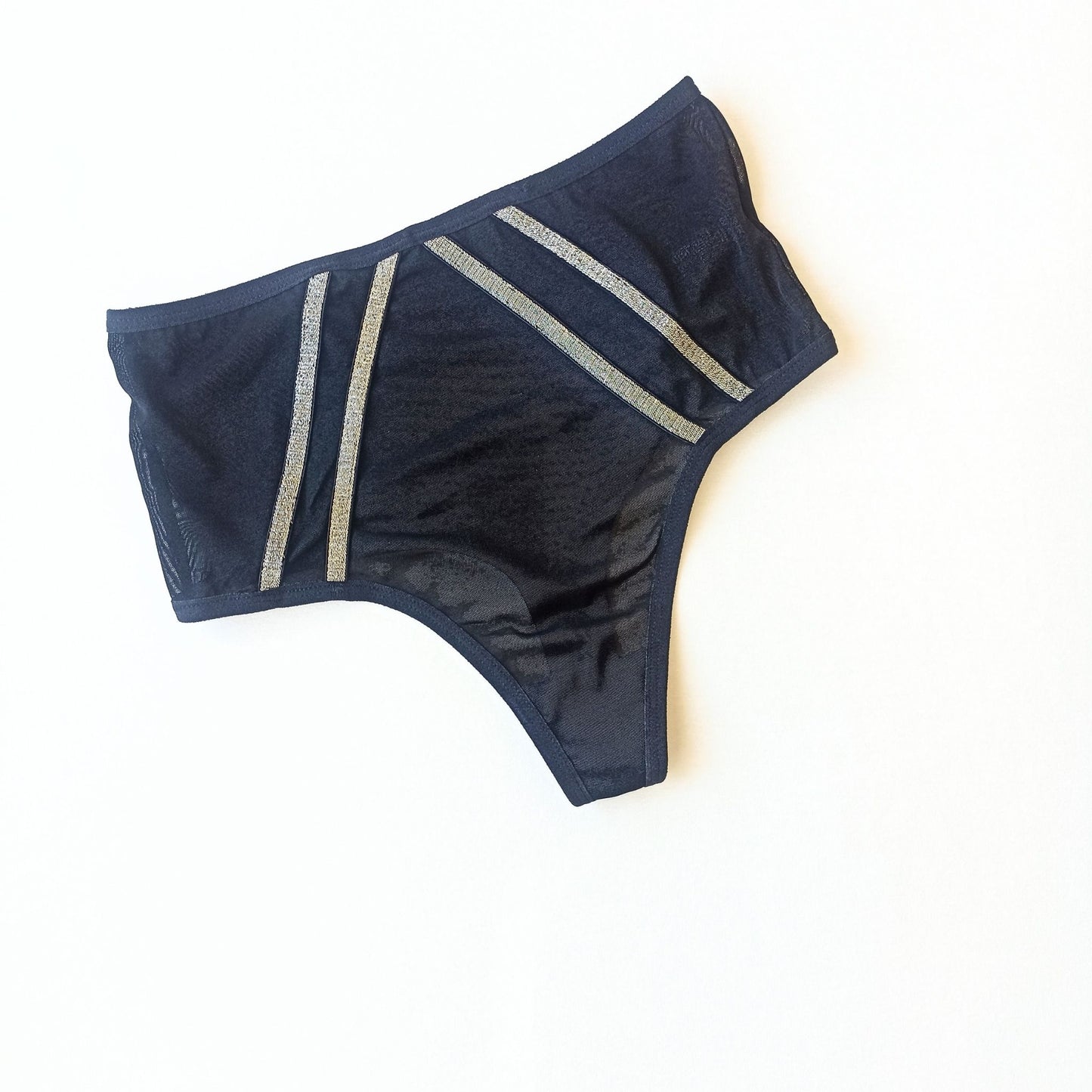 Aukštu liemeniu seksualios kelnaitės - stringai, M/XL