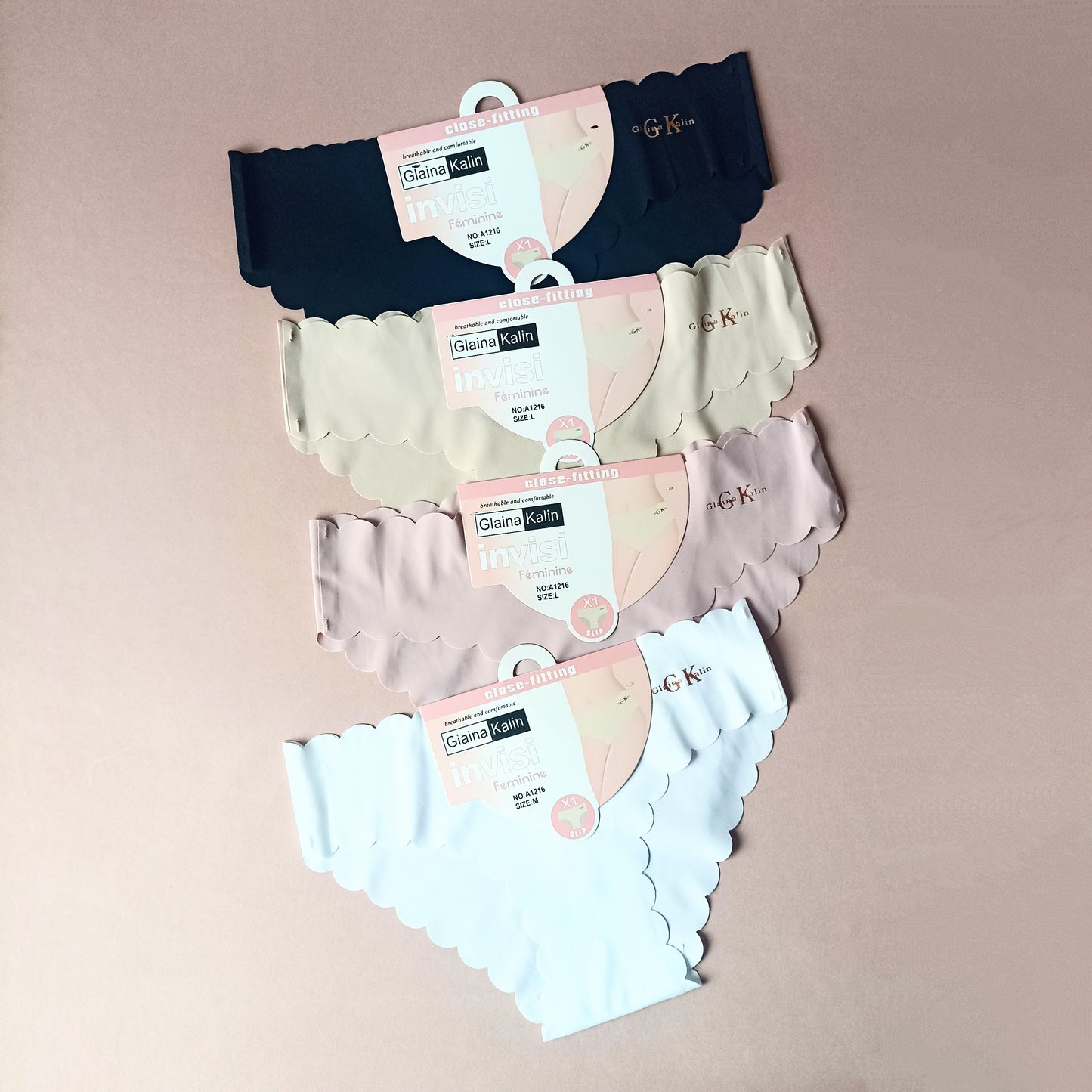 Besiūlės moteriškos kelnaitės, balta (M-XL)