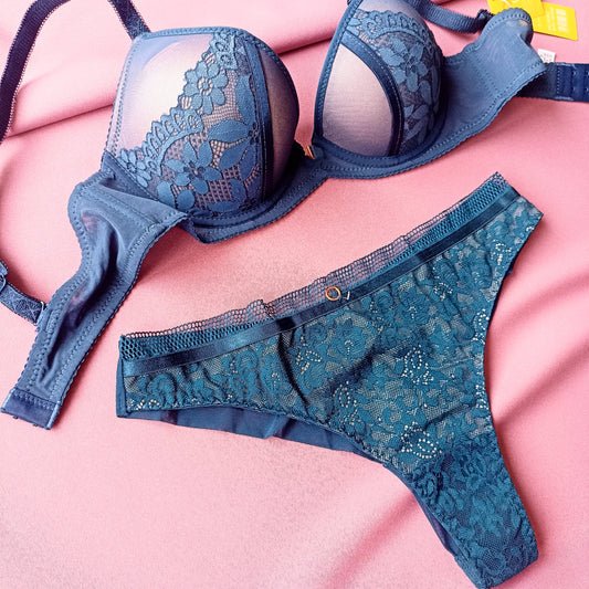 Elegantiška liemenėlė su push up ir derančios kelnaitės, turkio mėlyna (75-80B/XL)